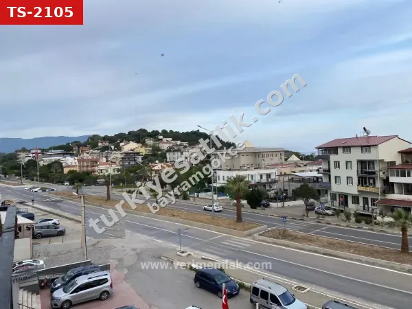 Seferihisar Mersin Alanı'nda Denize 250m Masrafsız, Geniş Satılık 2+1 Ara Kat!