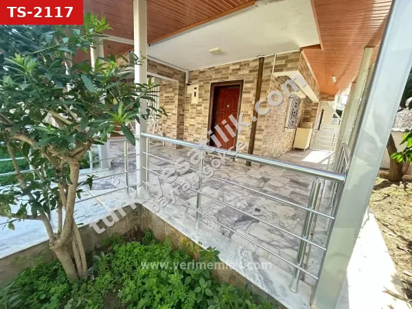 Özdere Çukuraltı Sahil Tarafında Satılık, Geniş Bahçeli Lüks 4+1 Villa
