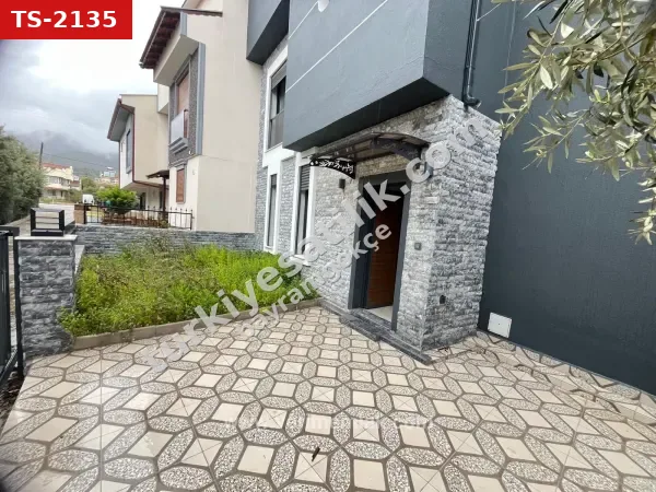 Özdere Orta Mahalle’de Denize 50m! Modern Tasarım, Sıfır 3+1 Villa