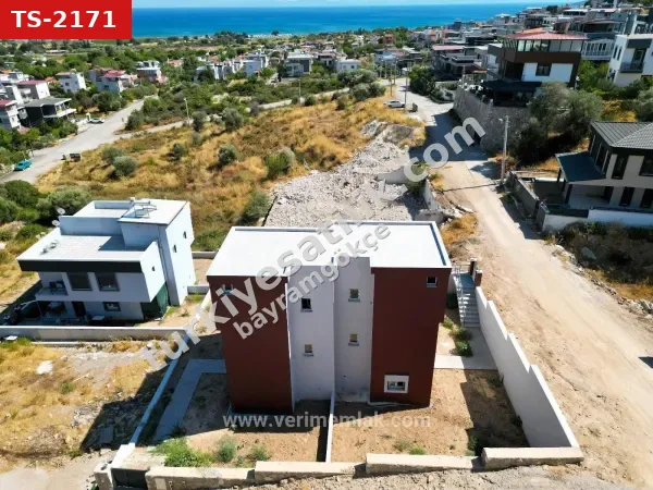Seferihisar Atatürk’te Full Deniz Manzaralı, Sıfır, Köşe Satılık 3+1 Villa! 🌊