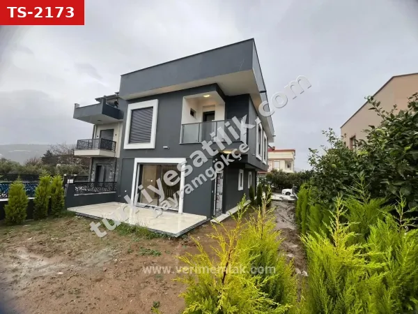 Gümüldür Fevzi Çakmak'ta Denize 500m | Meyve Bahçeli Müstakil Villa