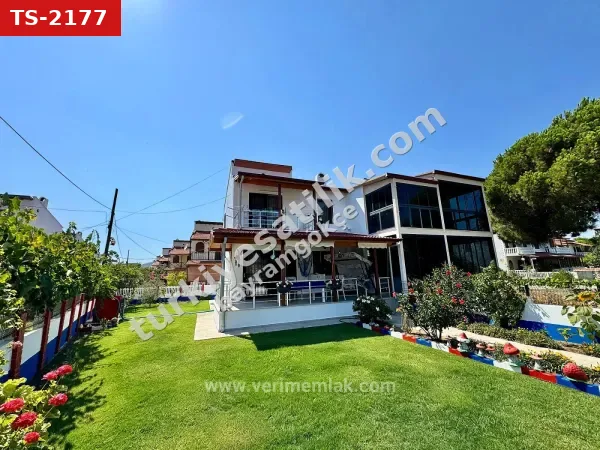 İzmir Seferihisar Doğanbey'de Satılık 3+1 Villa Denize 60 Metre