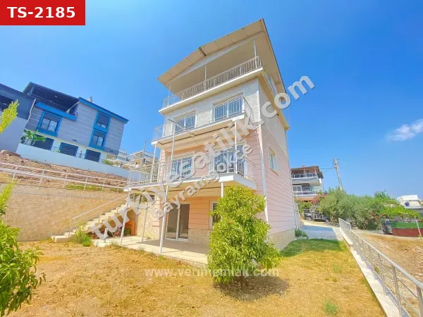Seferihisar Atatürk Mah. Full Deniz Manzaralı Müstakil Satılık 4+2 Villa