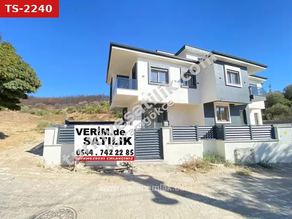 Seferihisar Ürkmez Plaja Yakın Havadar 3+1 Satılık Villa