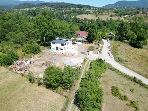 Sakarya Hendek Beylice'de 500m² Elektrik ve Su Bağlantılı Arsa — görsel 4
