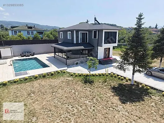 GÜRKAN GAYRİMENKUL KAZIMİYE MH.2100 m² ARSA 220 m² HAVUZLU VİLLA